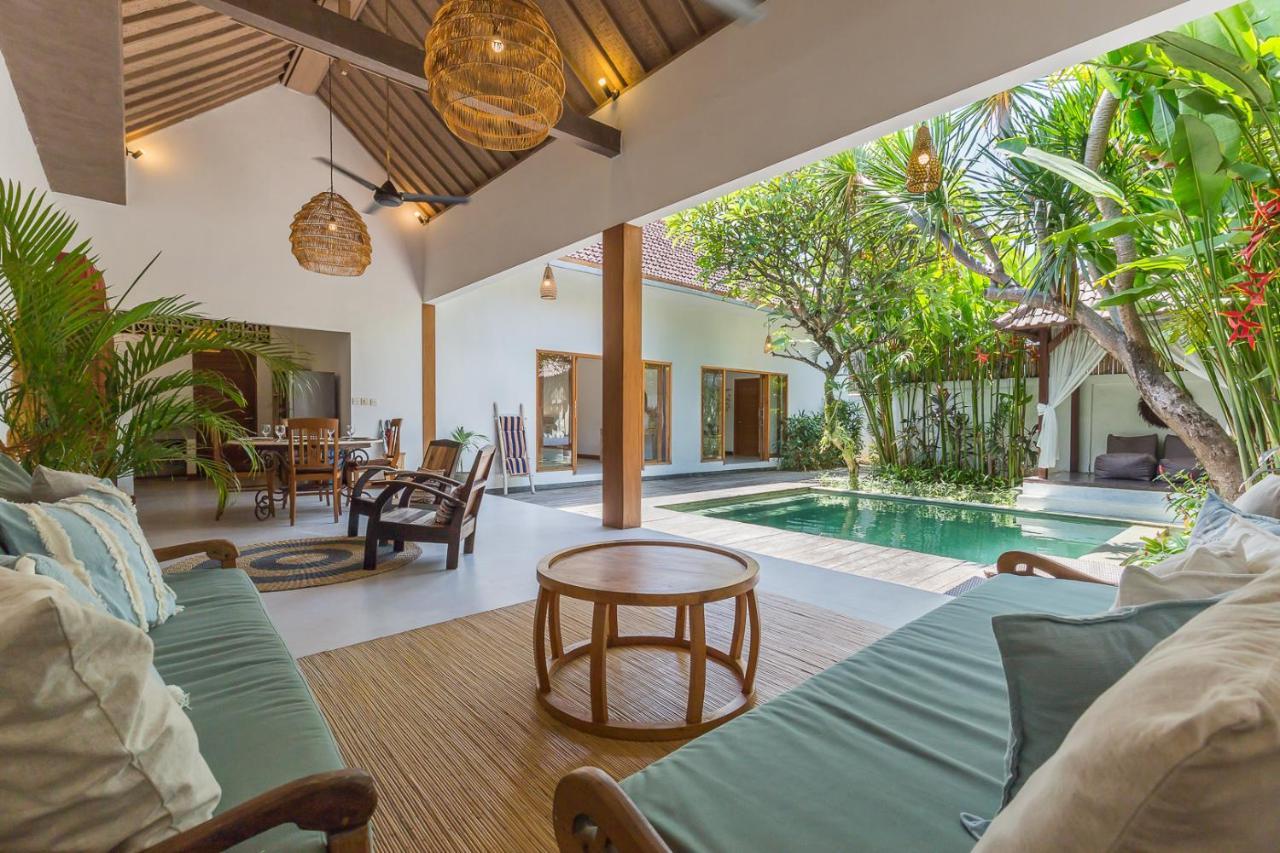Pulesari 2 Bedrooms Seminyak Exteriör bild