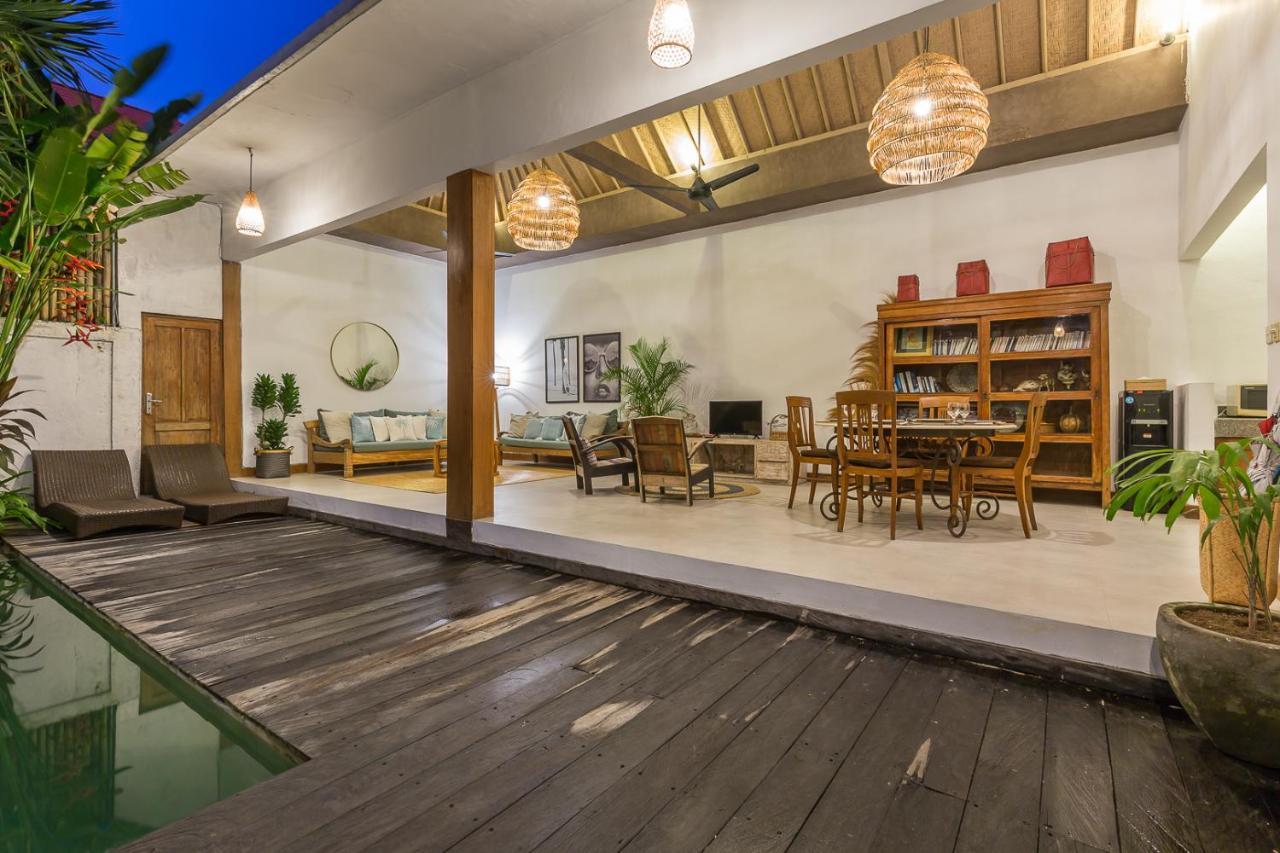 Pulesari 2 Bedrooms Seminyak Exteriör bild