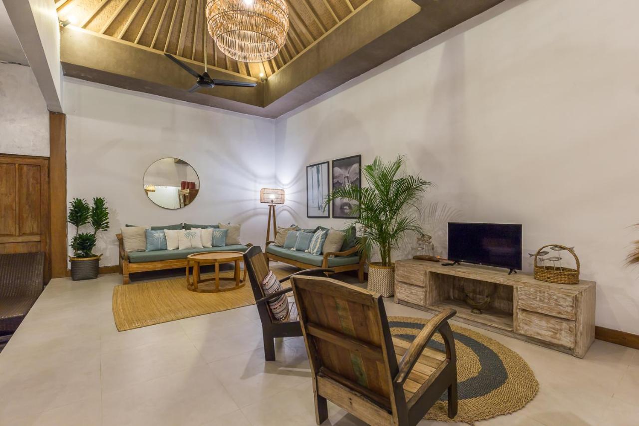 Pulesari 2 Bedrooms Seminyak Exteriör bild